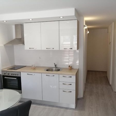 Apartment Leptir Podstrana Exterior photo
